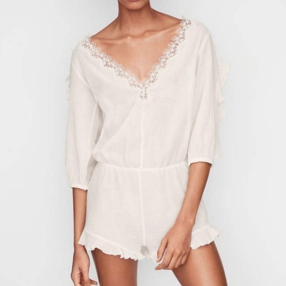 Victoria’s Secret White Gauze Lace Romper New